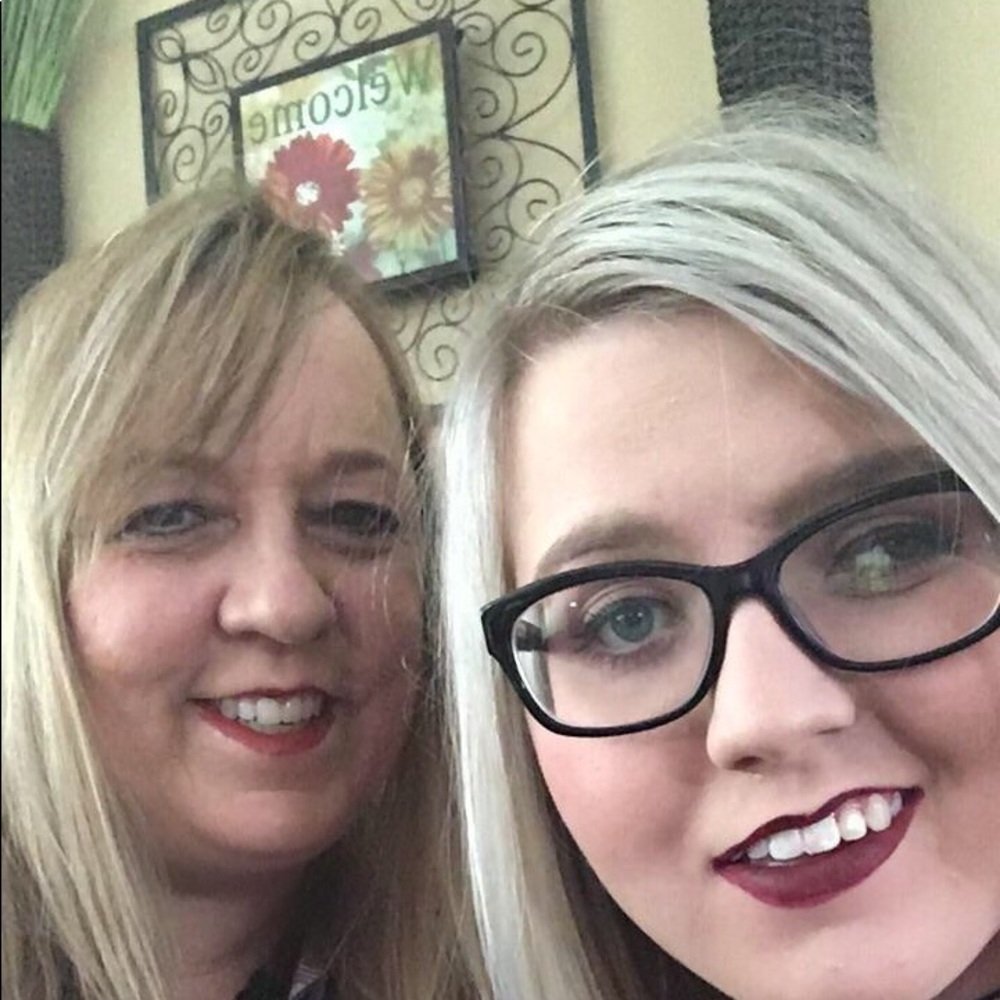 Meet your Posher, Sherry